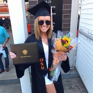 Meet your Posher, Amanda